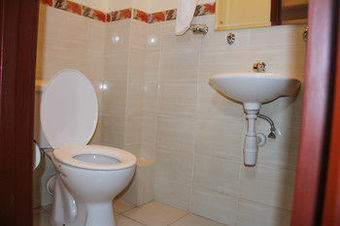 Eron Hotel