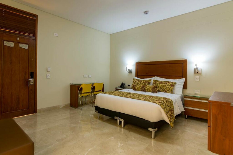 Hotel Dorado La 70