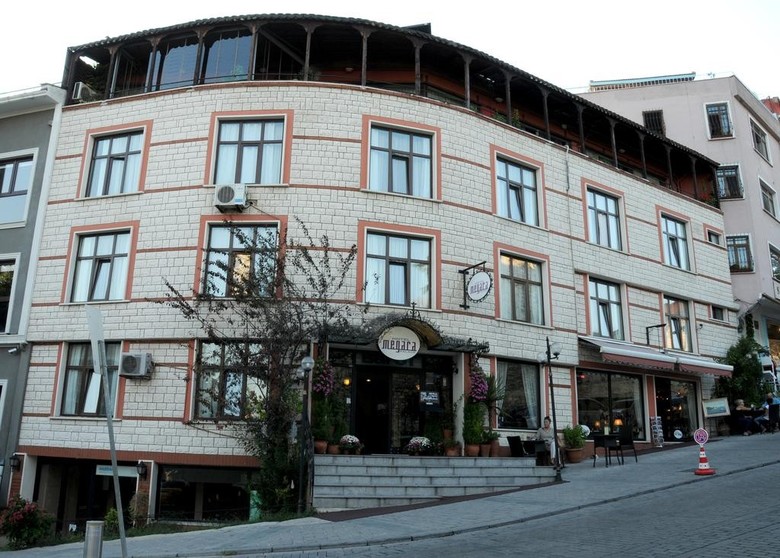 Megara Hotel