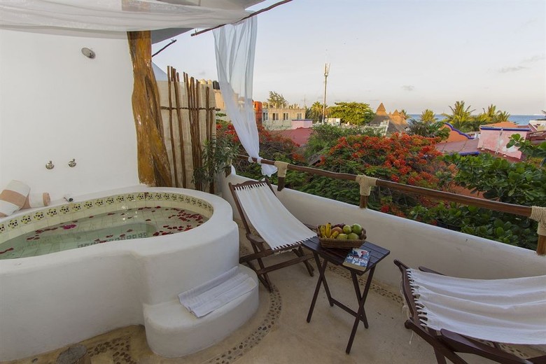 Residencia The Blue Pearl Suites