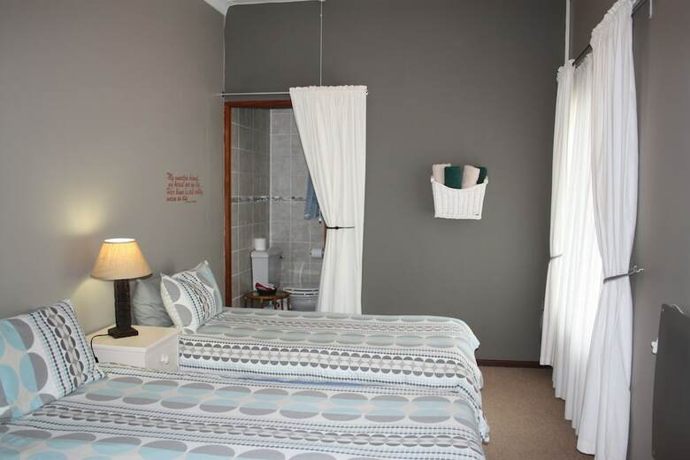 Hostal Cloverleigh Guest House