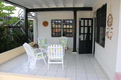 Hostal Guesthouse Amice