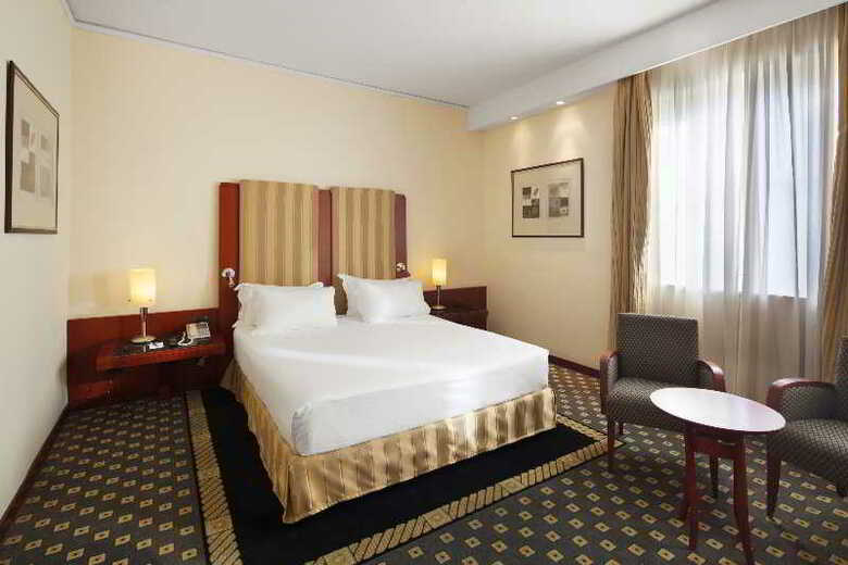 Hotel NH Napoli Panorama