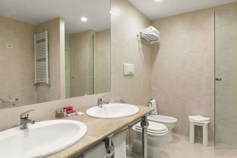 Hotel Ramada Naples