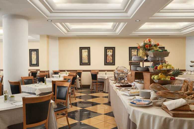 Hotel Ramada Naples