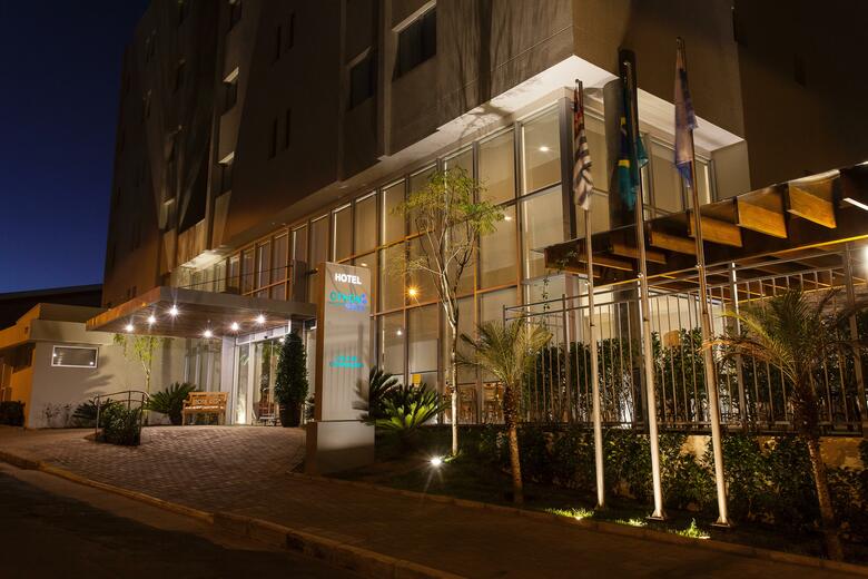 Hotel Sao Carlos Othon Suites