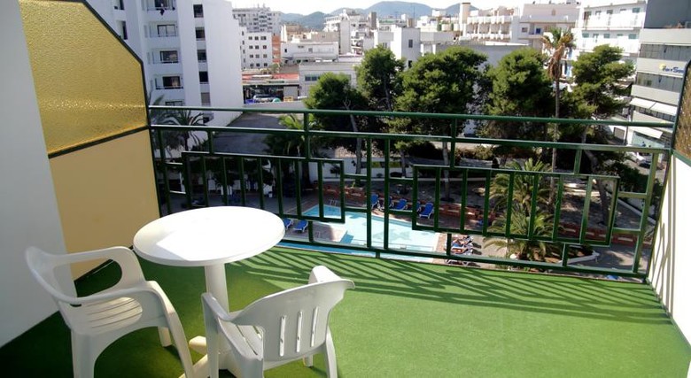 Hotel Tropical