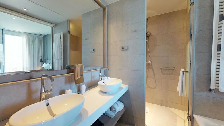 Hotel Meli� Barcelona Sky
