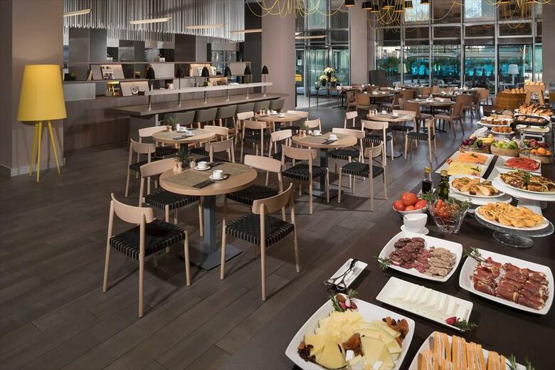 Hotel Meli� Barcelona Sky