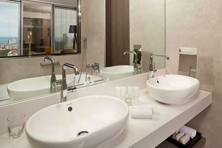 Hotel Meli� Barcelona Sky