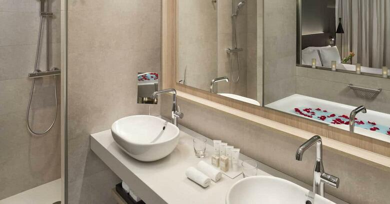 Hotel Meli� Barcelona Sky