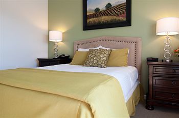 Posada Geyserville Inn