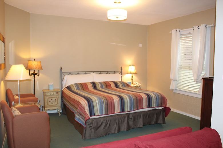 Posada San Anselmo Inn B&B