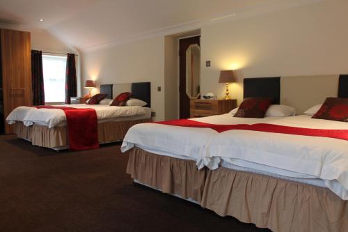 Ascot Hotel