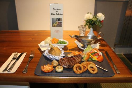 Ascot Hotel