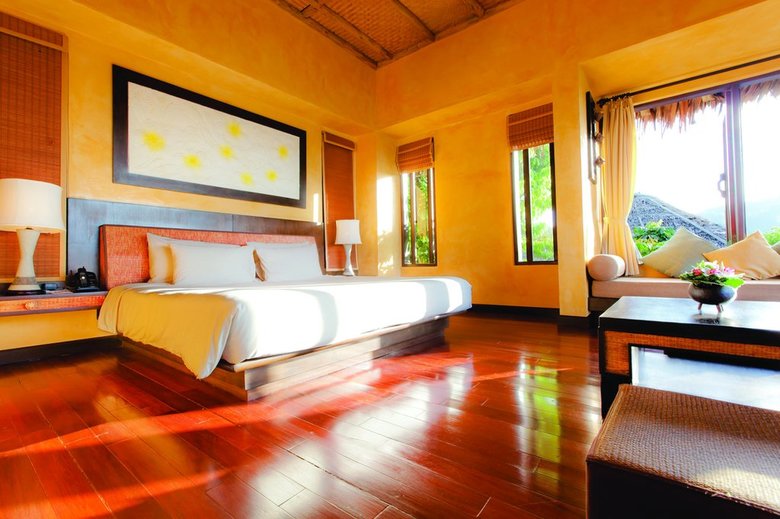 Hotel Island Village