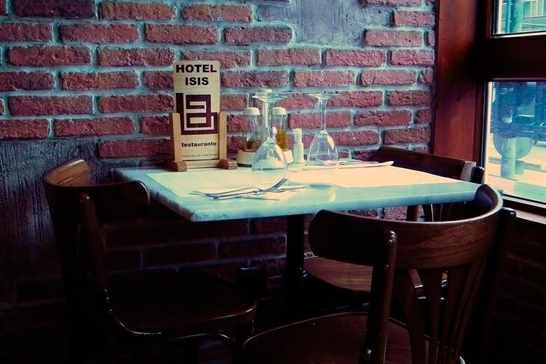 Hotel Isis