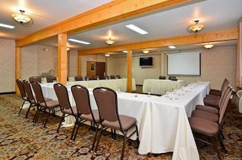 Hotel Comfort Suites Golden West On Evergreen Parkway