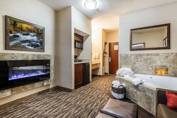 Hotel Comfort Suites Golden West On Evergreen Parkway