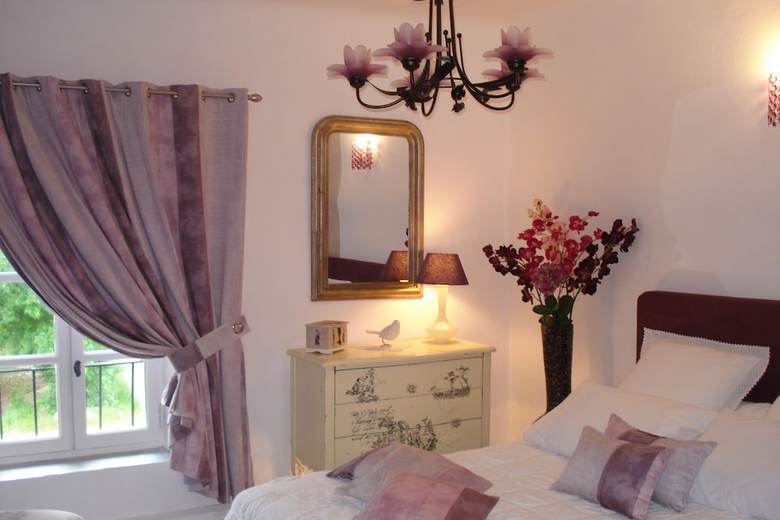Bed & Breakfast Mas De La Coucourde