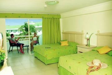 Hotel Isla Caribe Beach Resort
