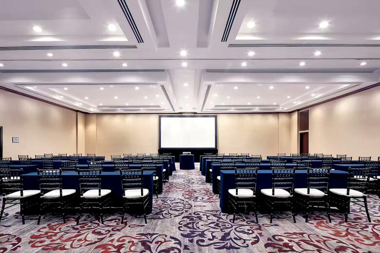 Sheraton Ambassador Monterrey Hotel
