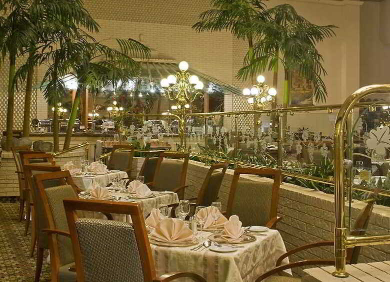 Sheraton Ambassador Monterrey Hotel