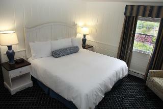 Posada Coonamessett Inn