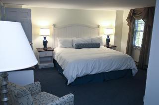 Posada Coonamessett Inn
