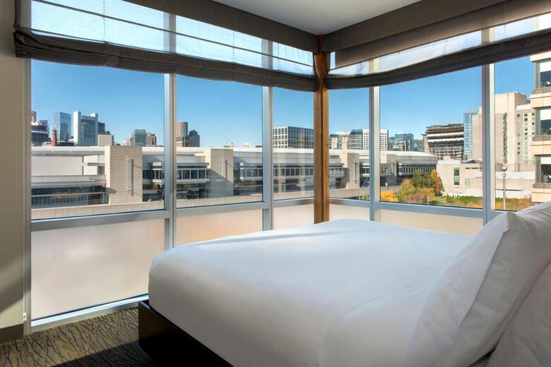 Hotel Element Boston Seaport