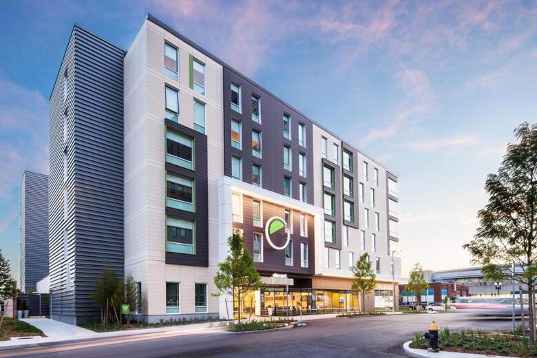 Hotel Element Boston Seaport