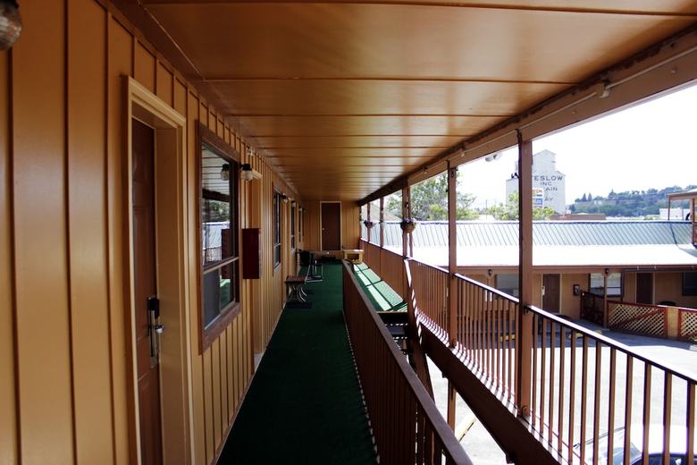 Hotel Country Motor Inn