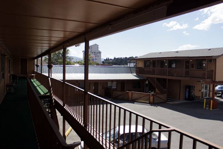 Hotel Country Motor Inn