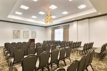 Hotel Embassy Suites Charlotte/ayrsley
