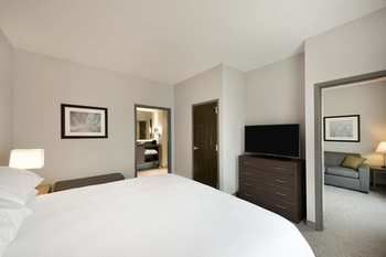 Hotel Embassy Suites Charlotte/ayrsley