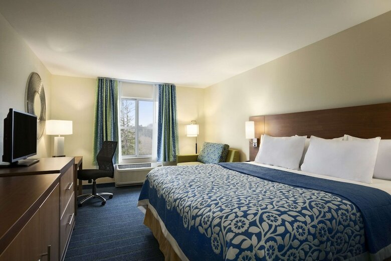 Hotel Days Inn & Suites Altoona