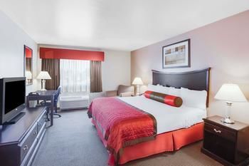 Hotel Baymont Inn And Suites, Wheeler, Tx