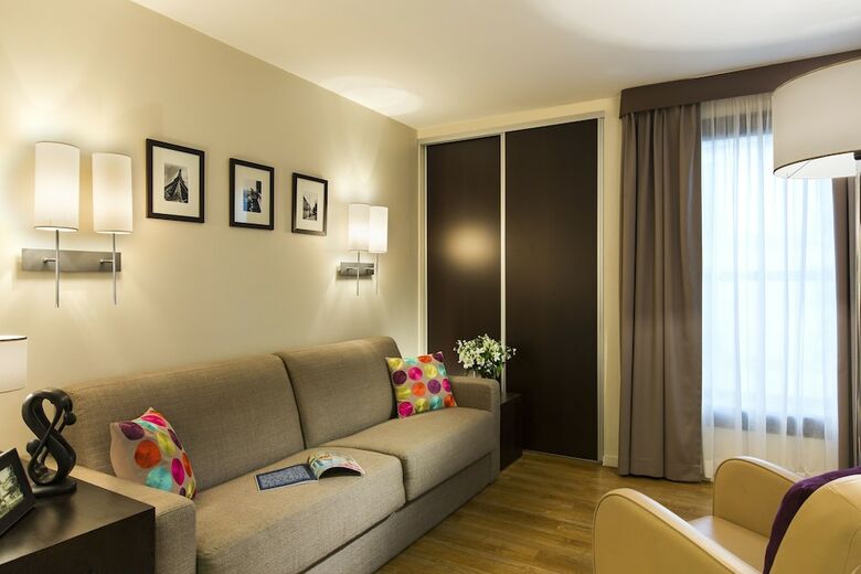 Aparthotel # Citadines Republique Paris