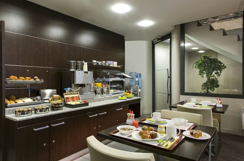 Aparthotel # Citadines Republique Paris