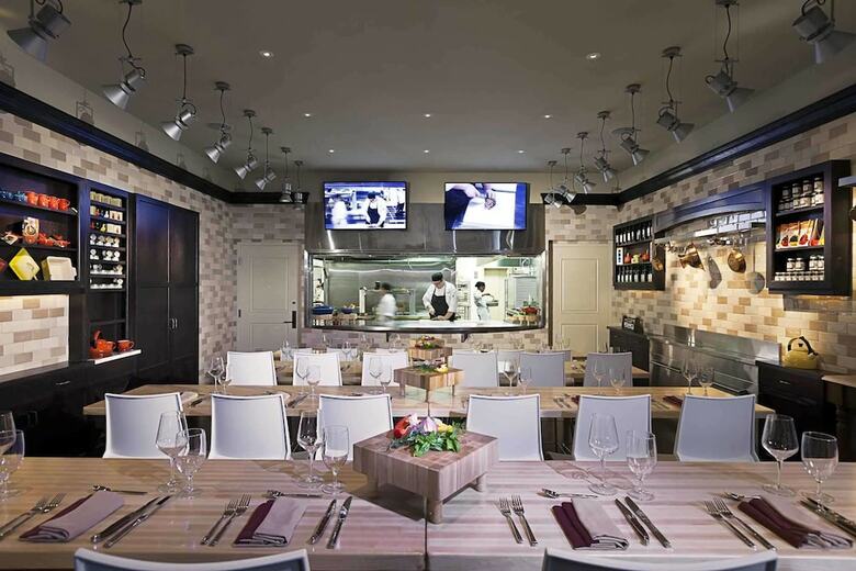 Hotel Salamander Resort And Spa