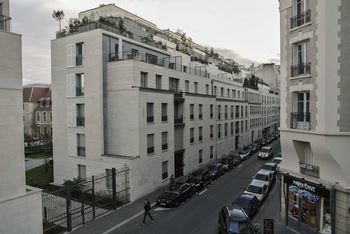 Apartments - Into Paris