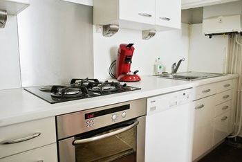 Apartments - Into Paris