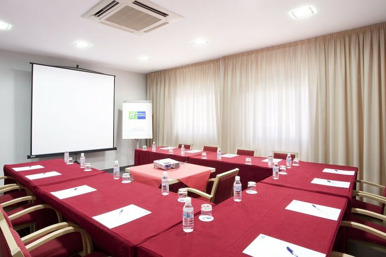 Hotel Holiday Inn Express Malaga Airport