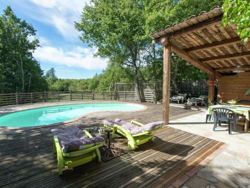 Maison De Vacances - St Alban-auriolles 2