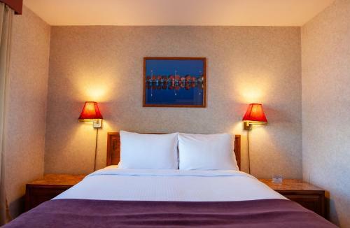 Hotel Dutch Inn