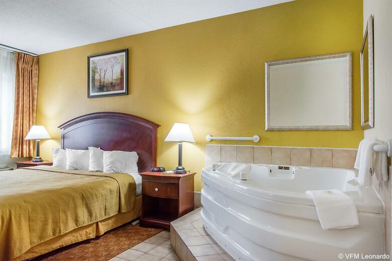 Hotel Quality Inn & Suites