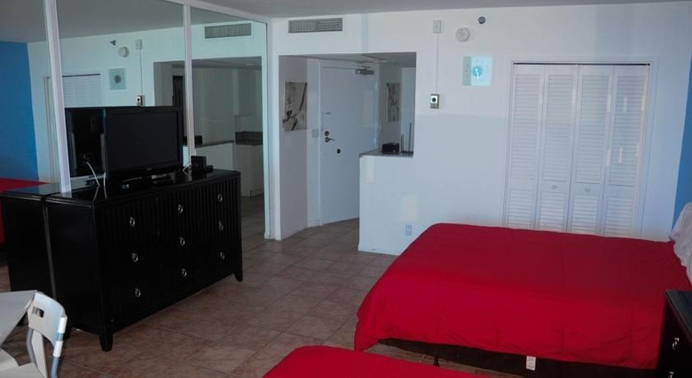 Aparthotel Dw Oceanfront Resort