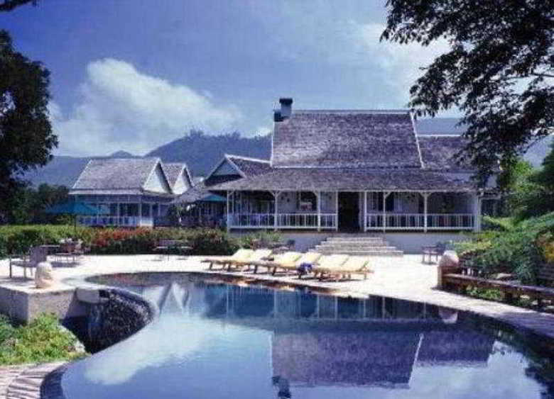 Hotel Strawberry Hill