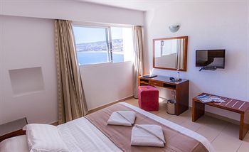 Hotel Theo Sunset Bay Holiday Village