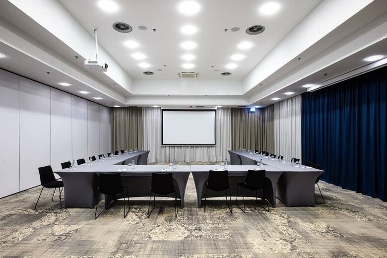 Hotel Courtyard By Marriott Warsaw Airport